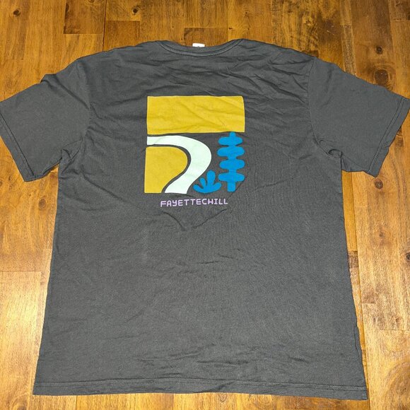 Fayettechill men's gray graphic tshirt size large - Picture 2 of 7